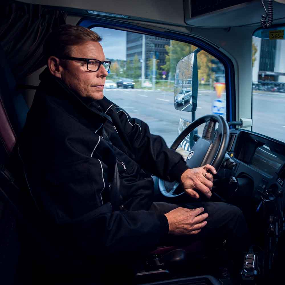 Torbjörn Forsman kjører nye Volvo FMX